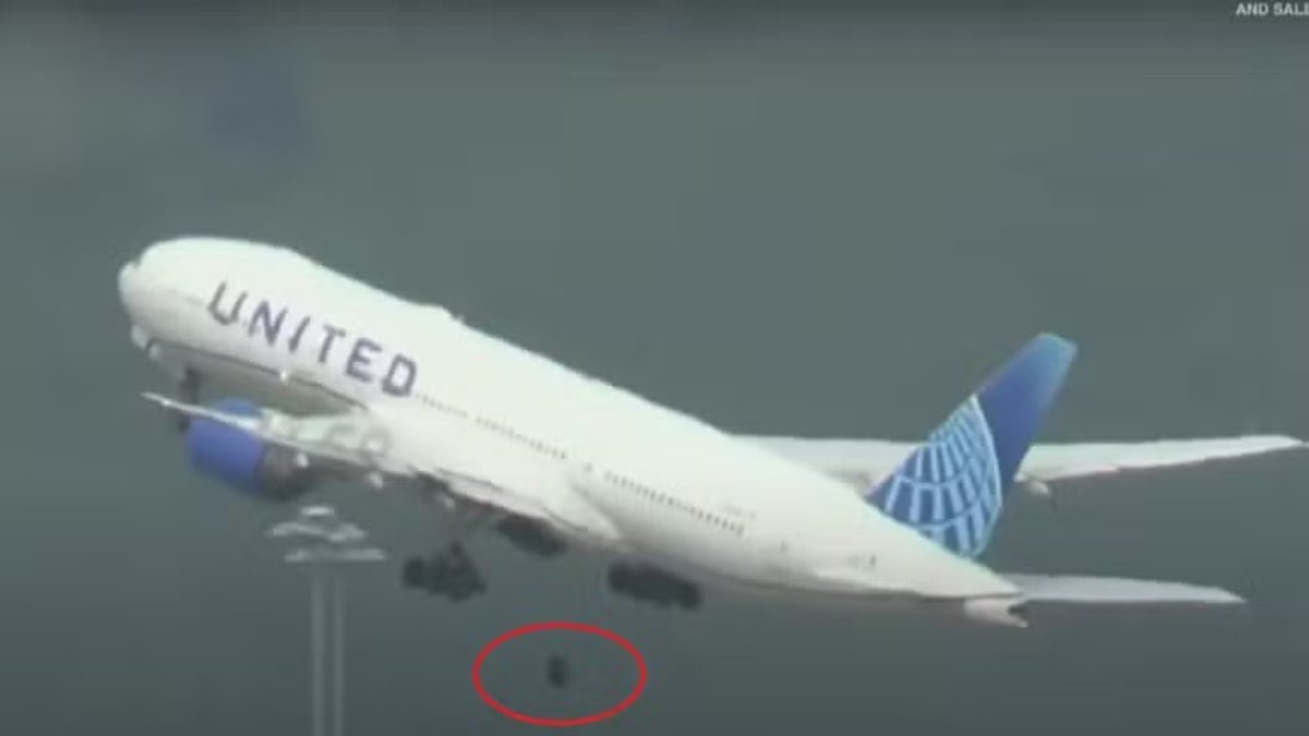 Avião faz pouso de emergência após perder uma roda ao decolar