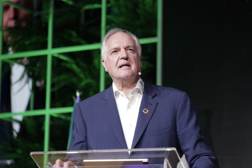 Paul Polman discursa durante Fórum Ambição 2030 no ano de 2023 — Foto: Divulgação