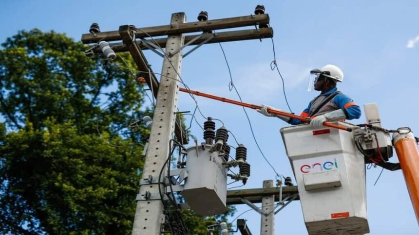 Falta de energia na região central de São Paulo completa 24 h e Enel instala geradores | Brasil