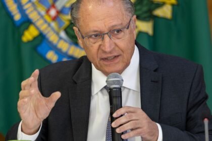 Geraldo Alckmin é diagnosticado com covid-19