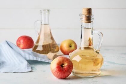 O vinagre de maçã é realmente uma solução para tudo, de alívio da tosse a perda de peso?