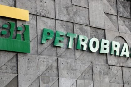 PETR4: sob expectativa de mais dividendo e troca ou não de CEO, Petrobras sobe