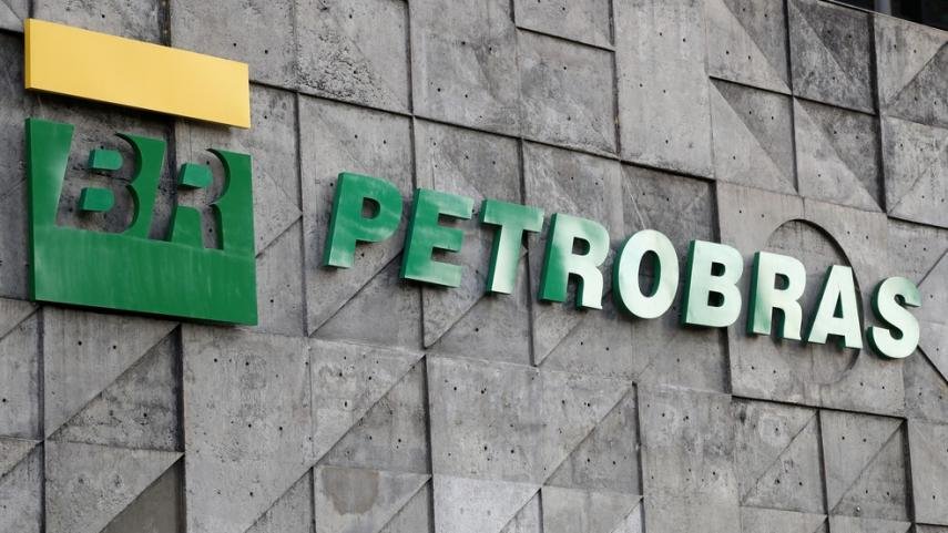 PETR4: sob expectativa de mais dividendo e troca ou não de CEO, Petrobras sobe