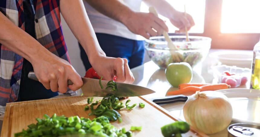 Pesquisas reforçam os benefícios da comida caseira; veja como agilizar o preparo das refeições