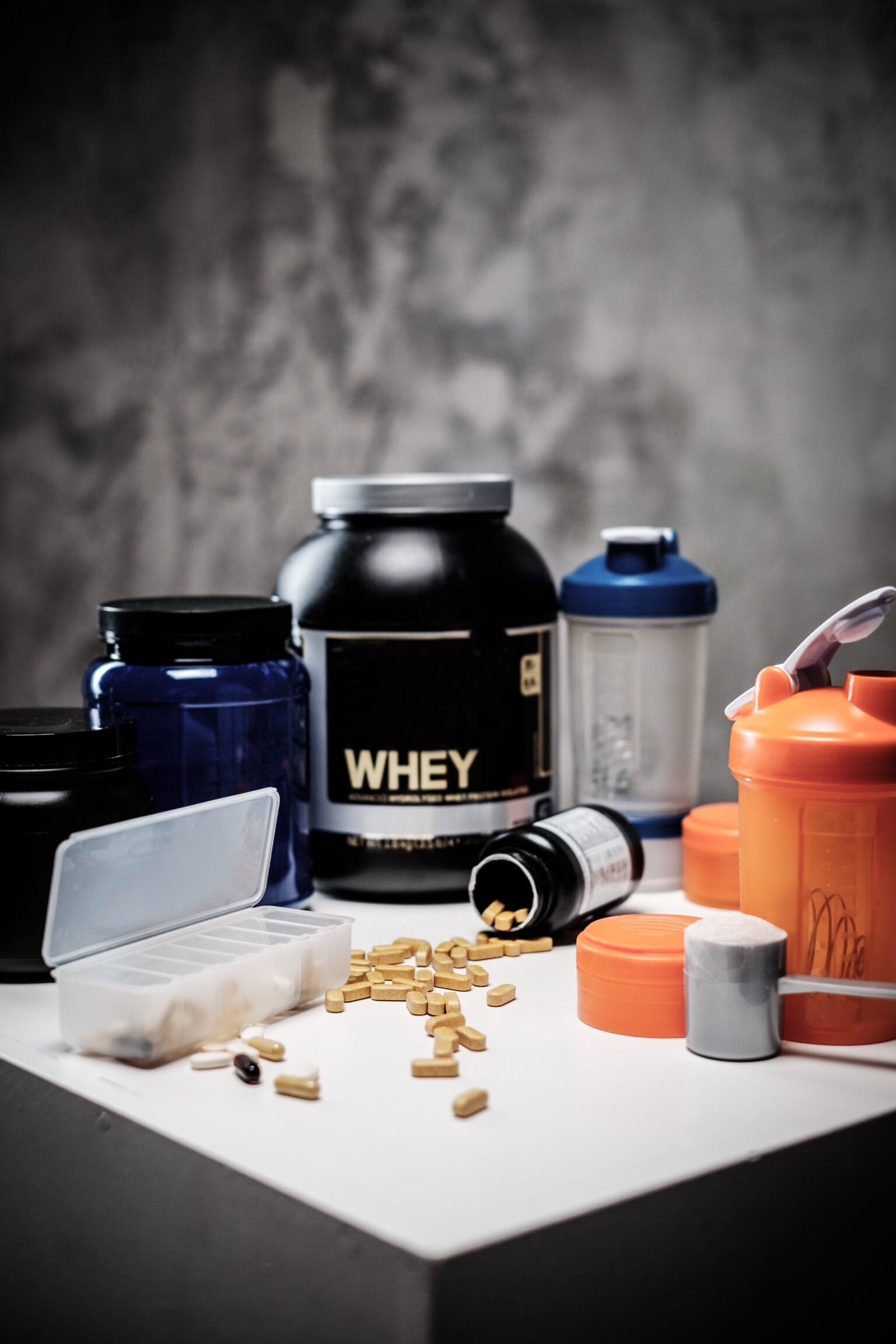 Bodybuilding nutrition supplements and chemistry